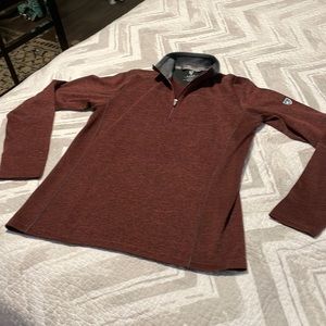 Kuhl Light Weight 1/4 Zip Pullover Shirt S Small Unisex burgundy/orange color.